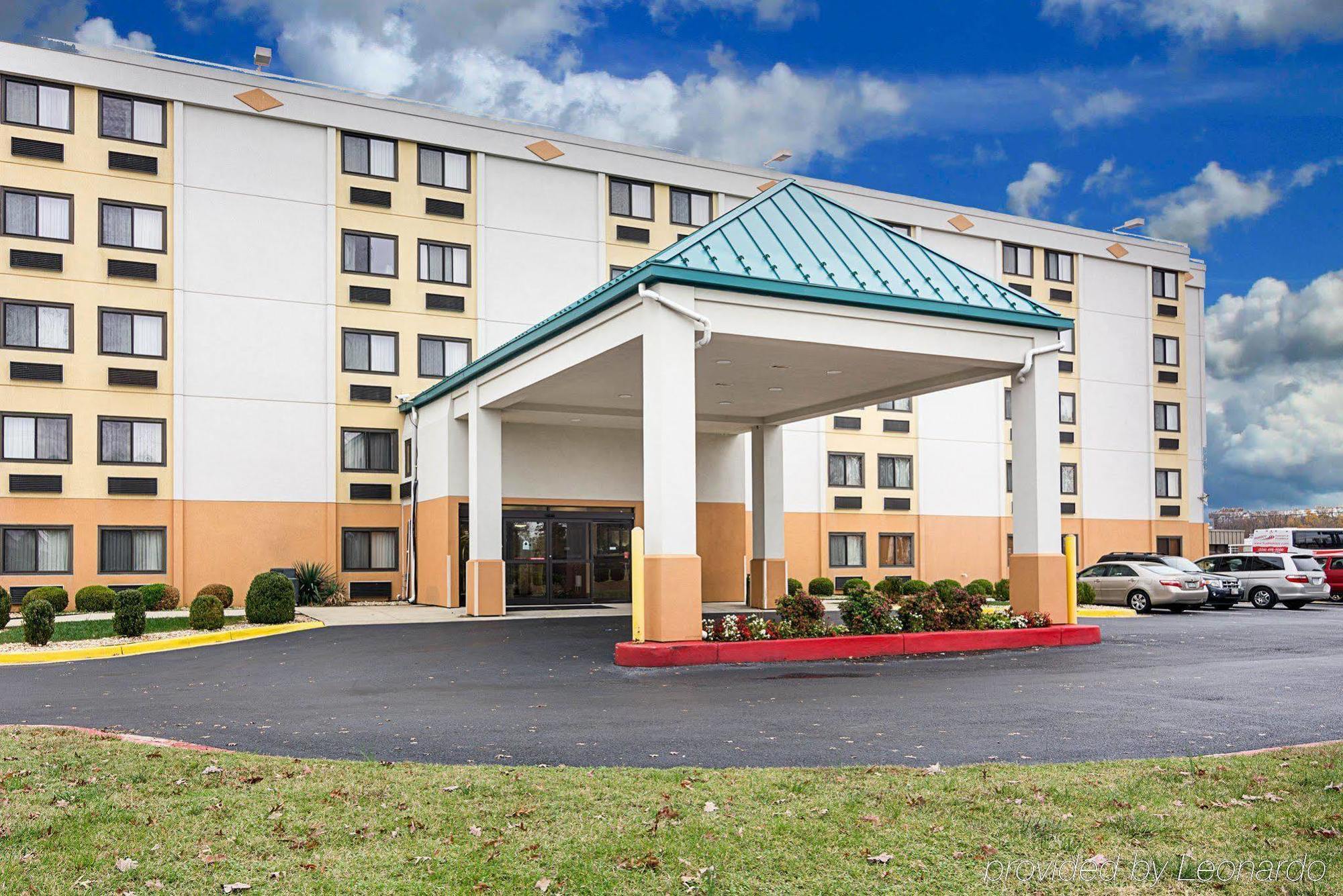 Comfort Inn Oxon Hill Exterior foto